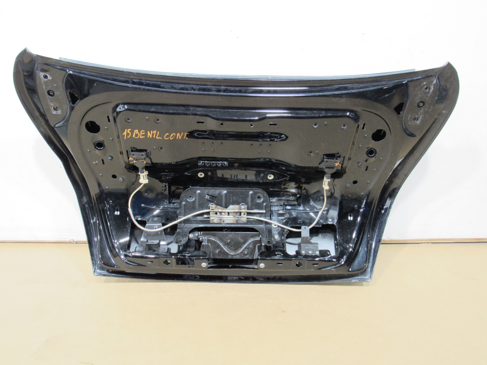 12-18 Bentley Continental GT W12 2015 Rear Trunk Lid Shell ;Y2