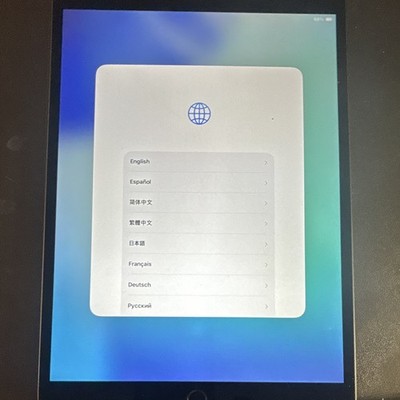 Apple iPad Series 3rd Generation 10.5 in Tablet, 64GB Storage, Wi Fi - Gray