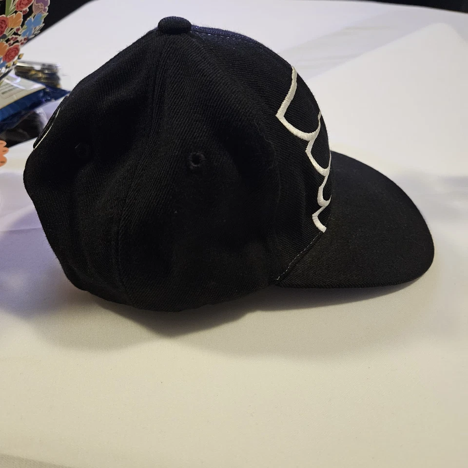 MENS ZYPHER NHL HAT PHILADELPHIA FLYERS 1993  BLACK AUTHENTIC CAP - Image 2 of 4