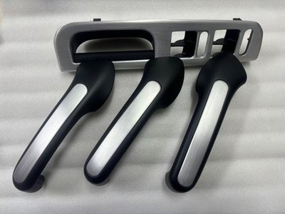 ランチア　デルタ　室内ドアハンドル　4本　アルファロメオ　マセラティ 4PCS Interior Door Handle Brushed Aluminum Fit Golf MK4 Bora Jetta