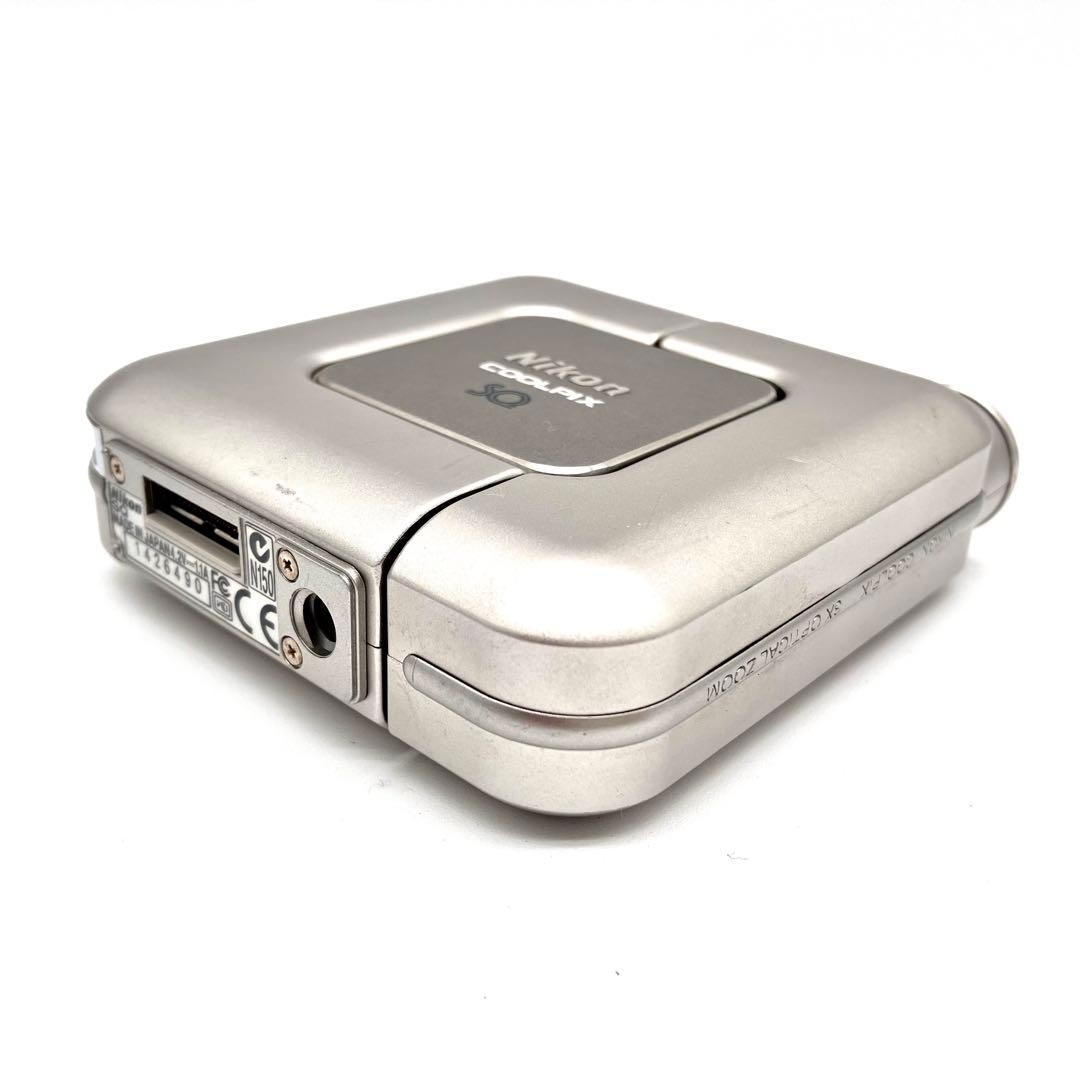 Nikon COOLPIX SQ Digital Compact Camera f/5.6 4x Square Silver