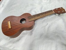 Ukulele FS 1 FAMOUS