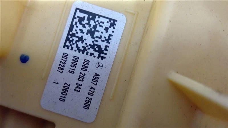 2019-2021 MERCEDES-BENZ SPRINTER 2500 FUEL TANK OEM A907 471 06 00 - Image 3 of 4