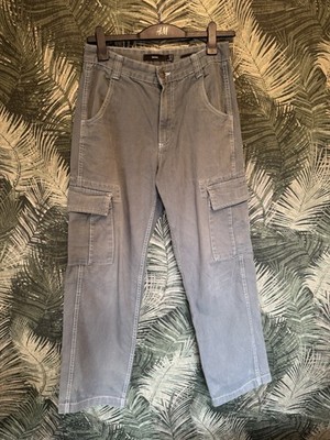 Damenjeans Grün Gr. 38 Bershka