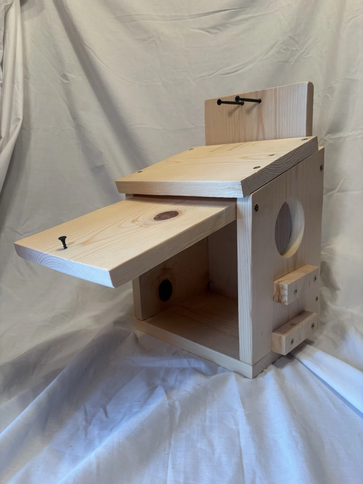 Big Pine Backyard Squirrel House/Nesting Box Ready To Mount On Tree/Post/fence