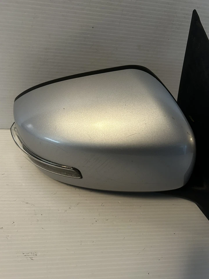2014 - 2019 Misubishi Mirage Passenger Signal 5 Wire Mirror E11026941 OEM 0830 - Image 3 of 4