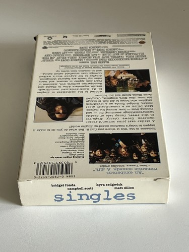 Singles VHS Movie Warner Brothers Home Video 1992 Matt Dillon Bridget Fonda - Foto 6 di 7