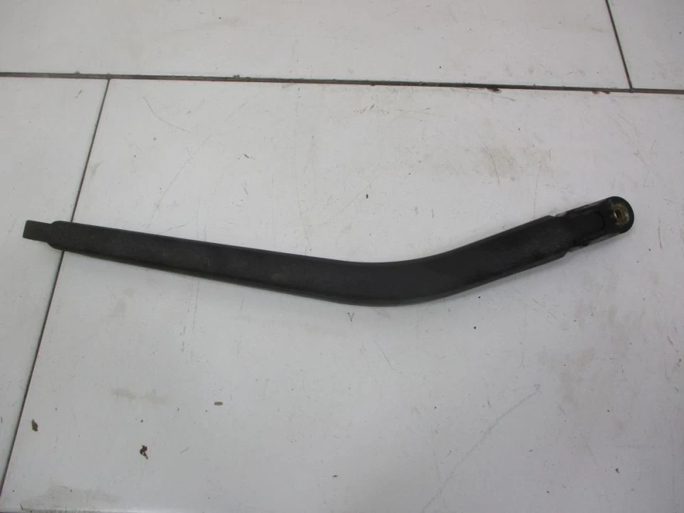 Brazo limpiaparabrisas trasero trasero se adapta a TOYOTA COROLLA (ZZE12_,E12) 2.0 D-4D Foto 3 de 4