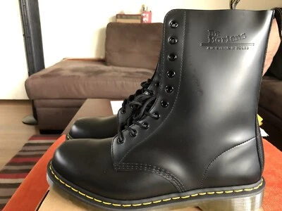 dr martens gumtree