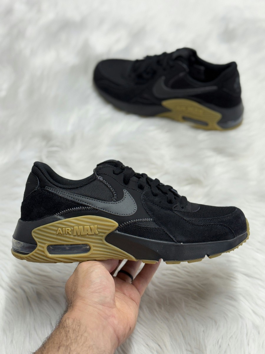 NIKE AIR MAX EXCEE ブラック 26cm Amazon.com | Nike Men Running Shoes, Black / Red / Black