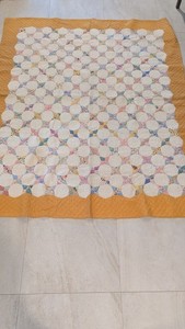 Vintage 1930s 4 Point Star (Hummingbird Periwinkle) Feed Sack Quilt. 72" x 88"