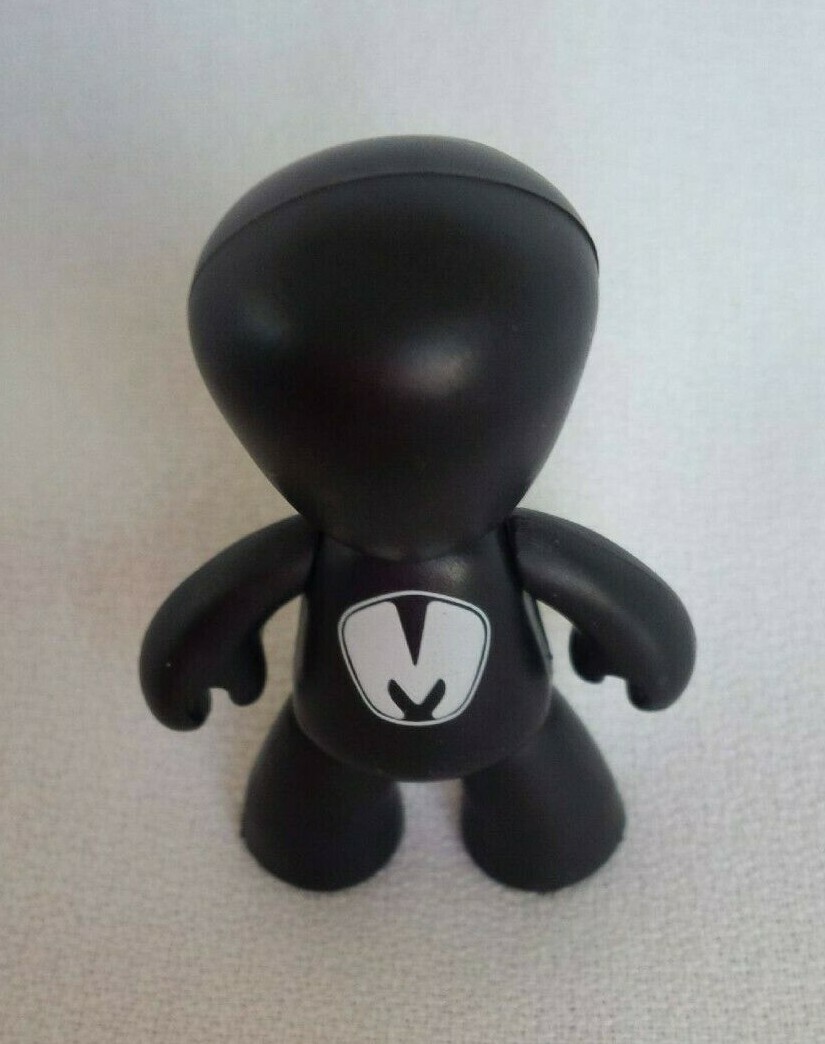 Mezco Toys Mez-itz Promotional Blank Slate 2