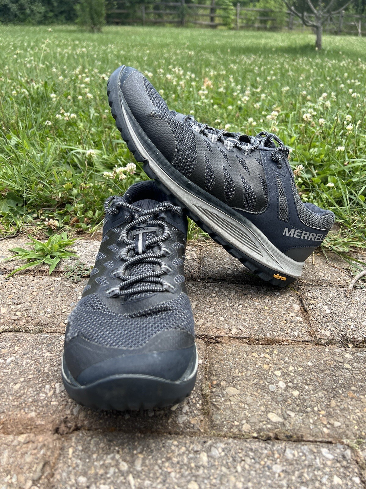 Merrell NOVA 2 Men Sz 9.5 Trail Rock Running Shoes Vibram Sofsole Insert J135313