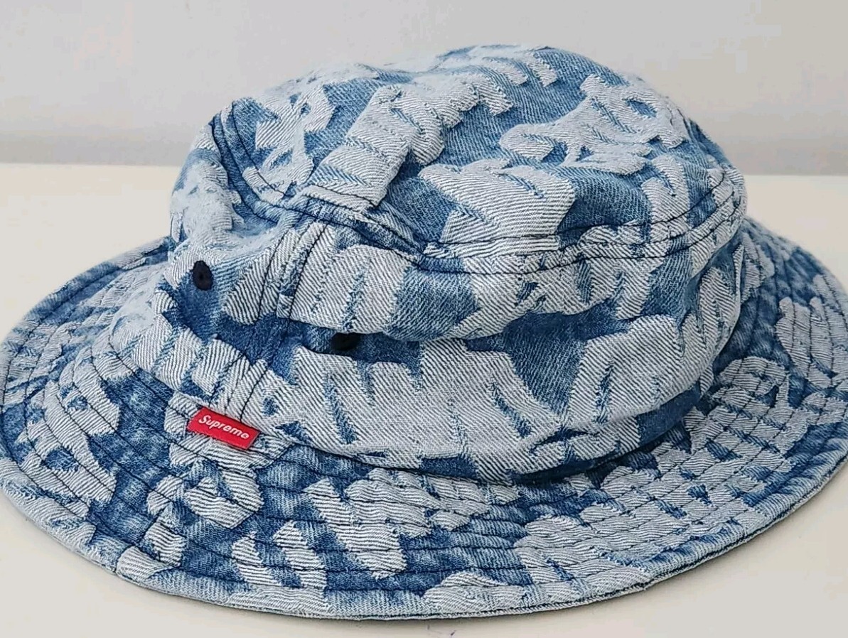 SS22 Supreme Fat Tip Jacquard Denim Crusher S/M Blue bucket SS22 Supreme Fat Tip Jacquard Denim Crusher S/M Blue bucket