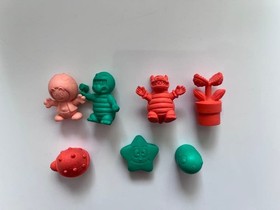 Famicom characters: Zelda, Mario, Mappy, etc.