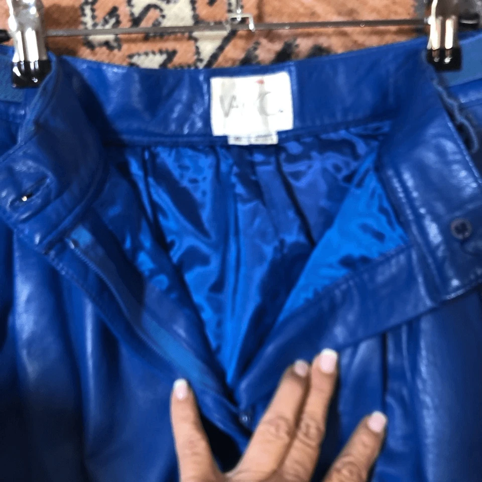 Pantalones rectos plisados forrados de cuero suave vintage para mujer talla azul real Foto 4 de 4