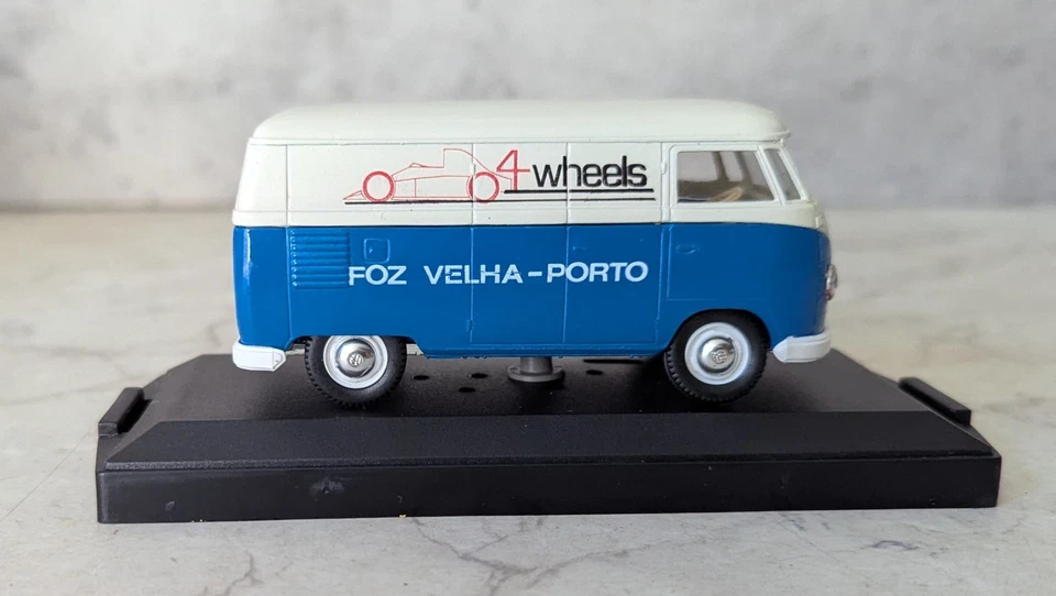 Vitesse VW Kombi 4 Wheels Foz Velha - White / Blue 1:43 Boxed  - Image 3 of 4