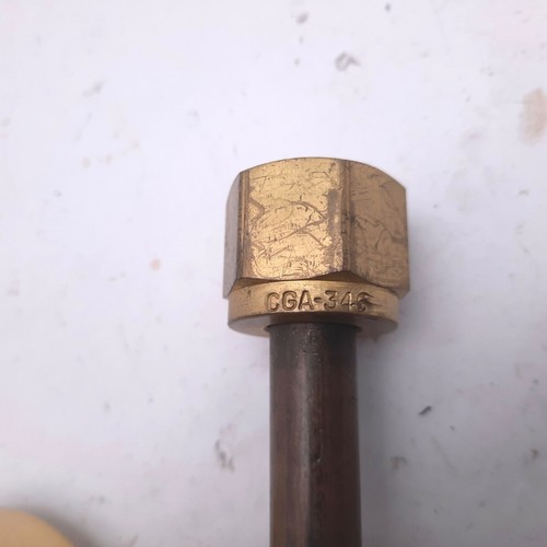 Linde SG-3800-30 Union Carbide Regulator Valve, Inlet: 3800PSIG, Outlet: 30PSIG - Picture 6 of 7