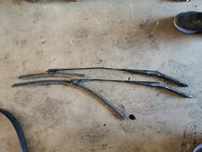 Ford Focus II 2 DA3 Wischerarm vorne Links und rechts 4M5117526AC 4M5117526CC