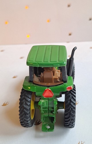 John Deere Farm Tractor, Green 1/64, Metal, Very Well-Made Toy, #0809Q on Bottom - Picture 4 of 7