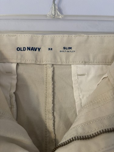 Old Navy Mens Tan Shorts Flat Front Built In Flex Pockets Size 32 Slim - Picture 5 of 10