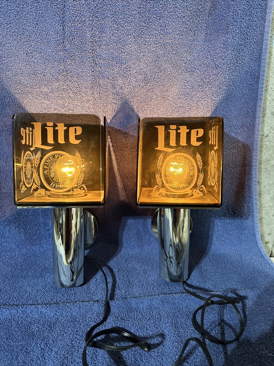 ★新品 激レア★ Miller Lite BEER ランプ プールバーライト TWO MILLER LITE A FINE PILSNER BEER LAMP LIGHTED 5 1/2