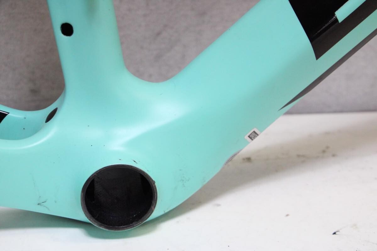 Bianchi OLTRE XR4 Carbon Frame 'Celeste' 57 (2017) | eBay Bianchi OLTRE XR4 Carbon Frame 'Celeste' 57 (2017) | eBay