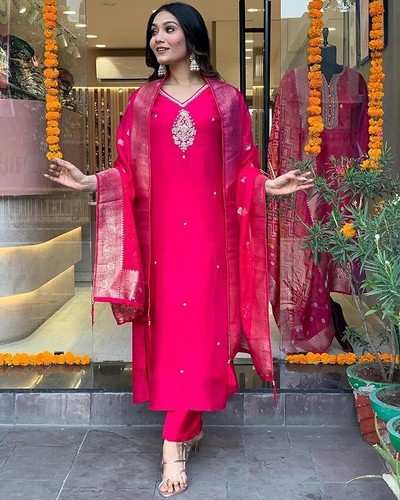 Indian Bollywood Partywear straight🥻 kurta with pant and dupatta(Pack of 2)✨ - Picture 8 of 11
