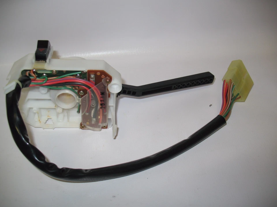 Nuevo OEM 1988-1995 Isuzu Rodeo Pickup señal de giro peligro combinación interruptor tallo Foto 4 de 4