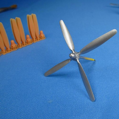 Eliche standard Hamilton consolidate B-24 / Boeing B-29 Superfortress 1:72 - Foto 1 di 2