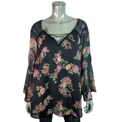 Absolutely Famous Top Plus Size 2X Slit Bell Sleeve Floral V- Neck Casual Black