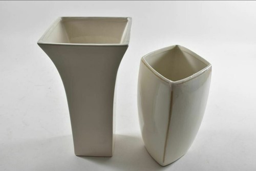Keramik Vasen 2 Stück weiß beige eckige Form Tischvasen zeitlos modern  - Bild 4 von 6