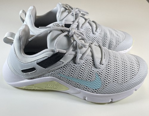 Nike Schuhe Legend Essential Damen 9,5 grau Laufen Turnschuhe CD0212-006 Jogging