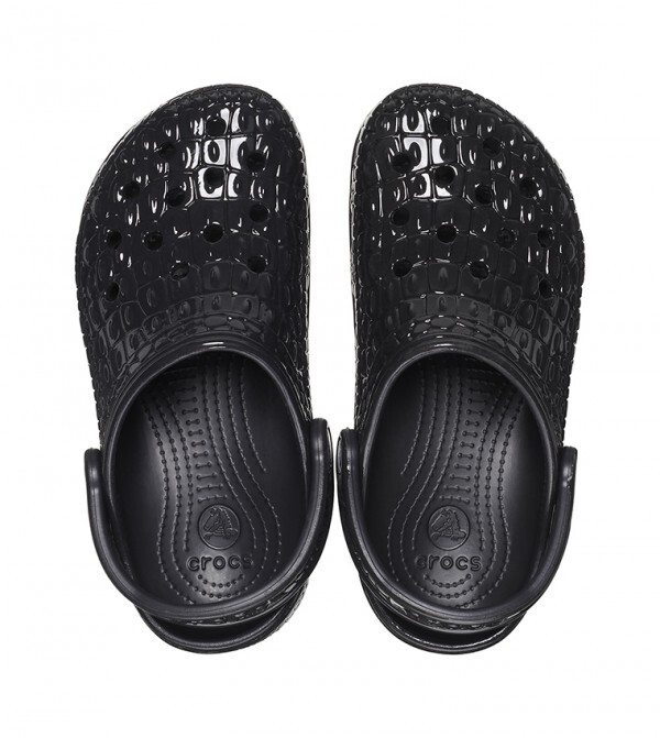 NEW! Crocs Unisex Black Crocskin Alligator Metallic Classic