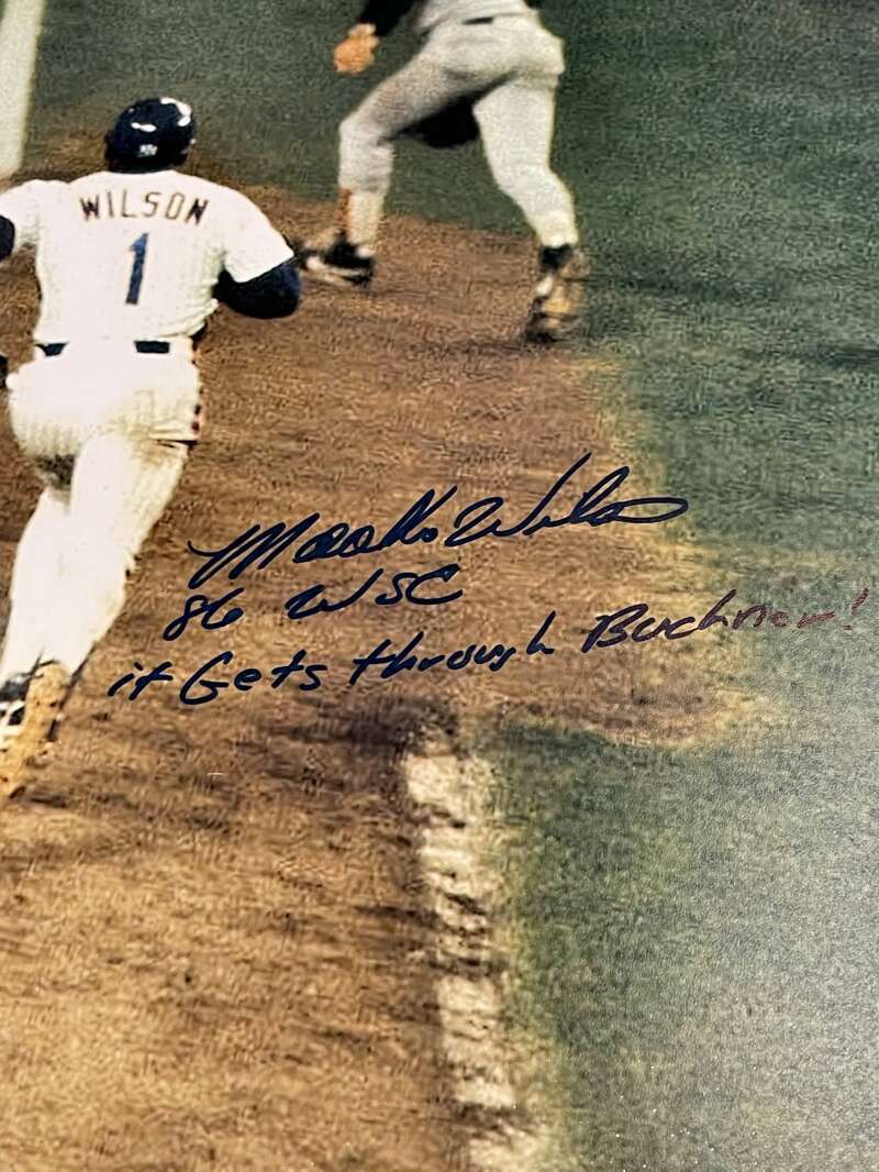 Mookie Wilson Signed Auto 16x20 Photo PSA COA IT GETS THROUGH BUCKNER 86 WSC - Picture 2 of 4