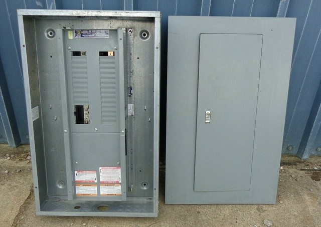 SQUARE D 225 AMP MAIN LUG PANELBOARD 208Y//120 VAC 3 PHASE 42 CIRCUIT
