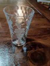 Lot de 6 verres cordiaux vintage gravés texturés grappes de raisin