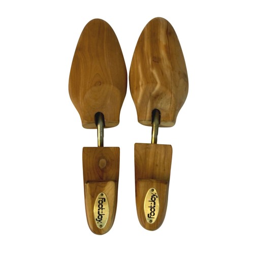 FootJoy Shoe Trees Mens Large Brown Aromatic Red Cedar Hook Heel Pair