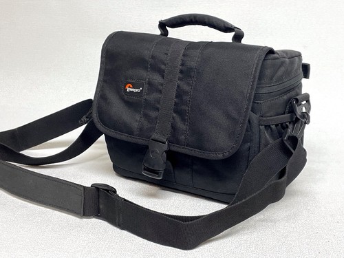 Bolsa para cámara Lowepro Adventura 160 - para SLR / DSLR - Insertos acolchados extraíbles - Imagen 2 de 12