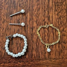 Barbie NECKLACE EARRINGS JEWELRY Reproduction Easter Parade Roman Holiday 