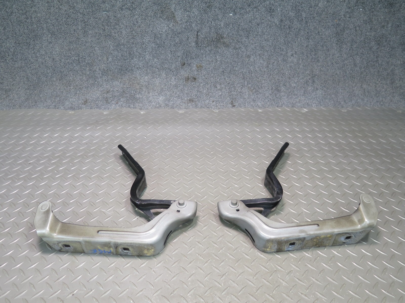 2014-2020 MASERATI GHIBLI M157 LEFT & RIGHT SIDE HOOD BONNET HINGE SUPPORT SET