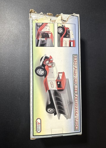 Asmark Crown Premiums 1934 Ford Dry Bed Fertilizer Truck 1/24 Die Cast Model - Picture 3 of 6