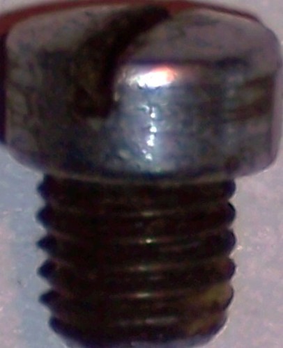 Oster Model No. A2 Small Animal Clipper Large Blade Screw for Single Hole Blades - Picture 2 of 3