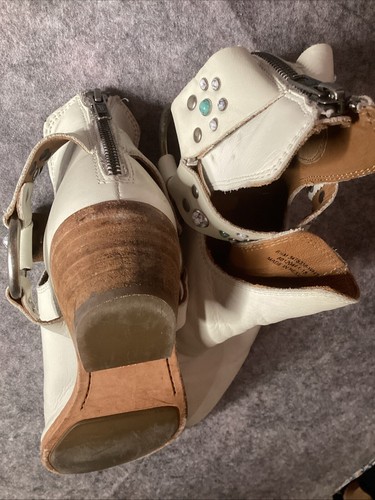 Frye Ray Stone Harness White Leather Studded Boots Size 8.5 - Picture 14 of 19