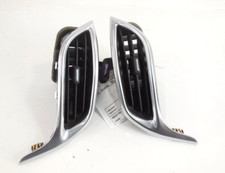 2018 18 Chevrolet Equinox Center Dashboard Dash Air Vent Left Right Pair OEM