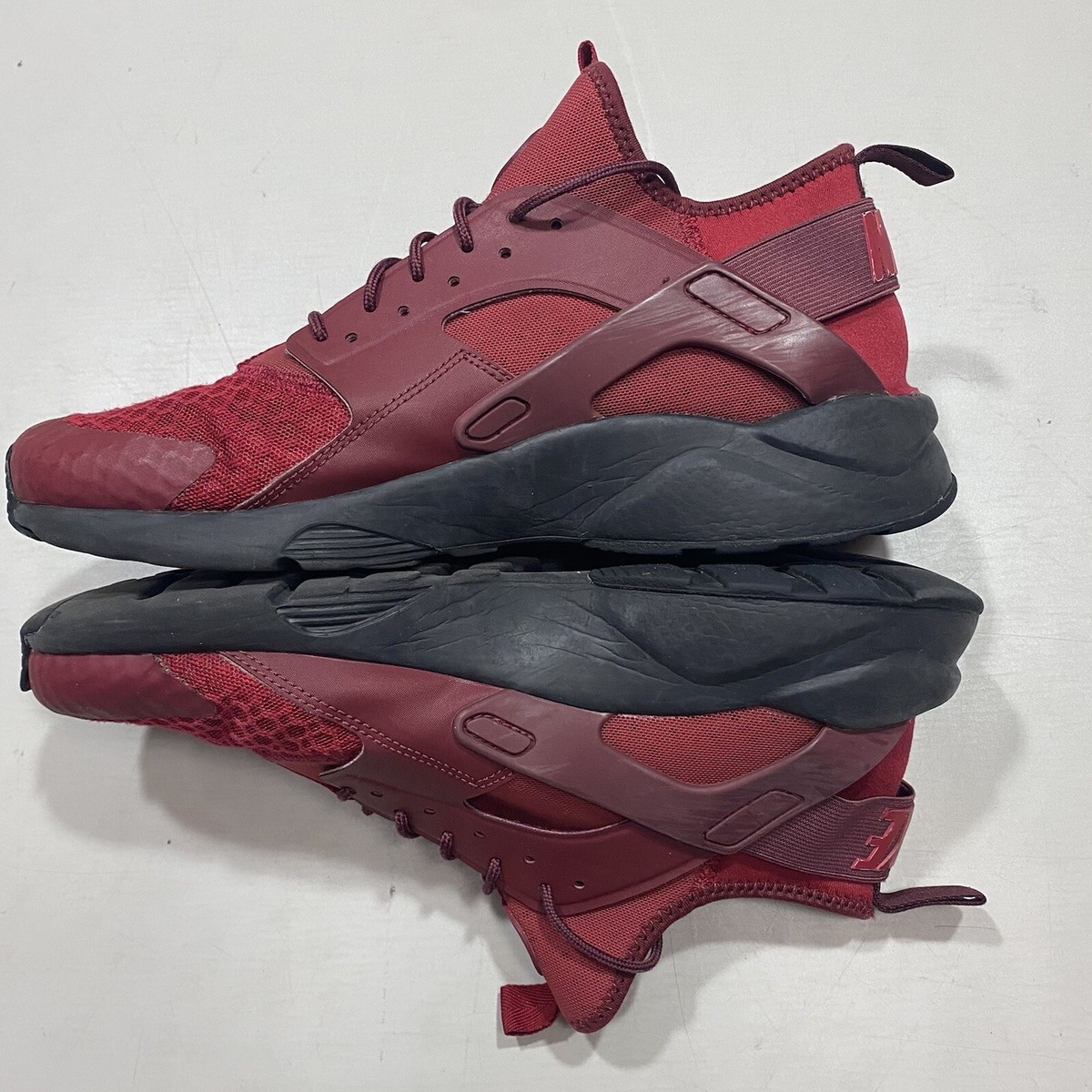 Nike air huarache run ultra tough red Clearance