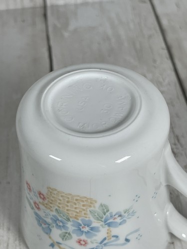 Corning Ware Country Cornflower Coffee Mug Tea Cup Blue Flowers Vintage - Picture 4 of 6