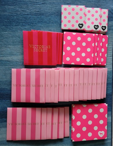 83 pezzi Victoria's Secret scatole e sacchetti regalo *NUOVI* righe ROSA a pois - Foto 2 di 10