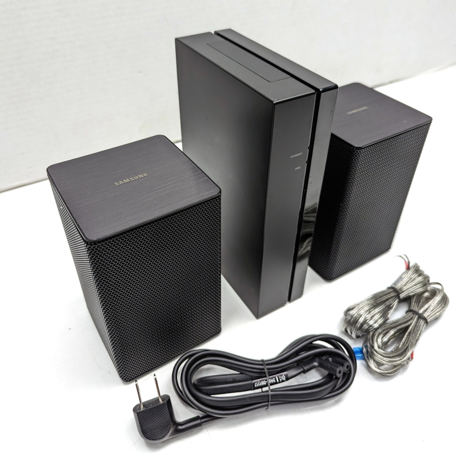 Samsung swa 9100s. Подставка под тыловые колонки s9200. Samsung swa 9100s. Колонки самсунг satellite speaker sp s350. Samsung swa 9100s.