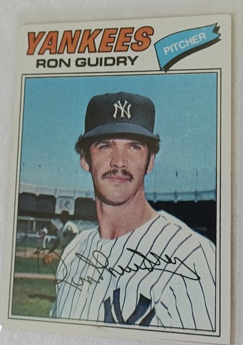 Lot 10 Yankees Baseball Cards Reggie Jackson -Ron Guidry- Rickey Henderson - Picture 3 of 12